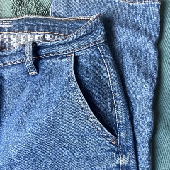 Ski-Hi Straight Jeans - Picture 4 of 4